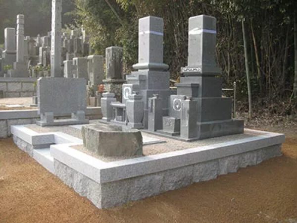 墓じまいを行う際の改葬許可申請について